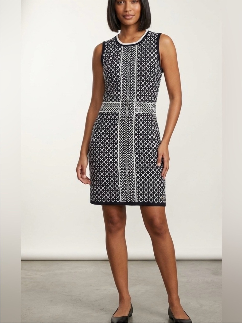 Tommy Hilfiger Geometric Knit
Sleeveless Sheath Dress - Size
M